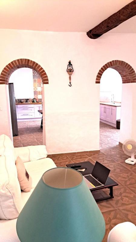 Maison ancienne - 253 m² - 9 pièces