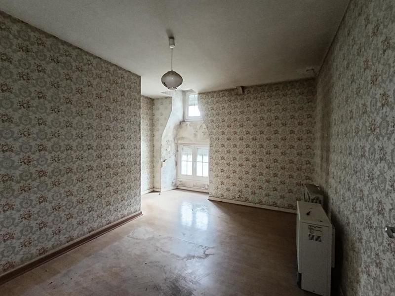 Maison - 93 m² - 4 pièces