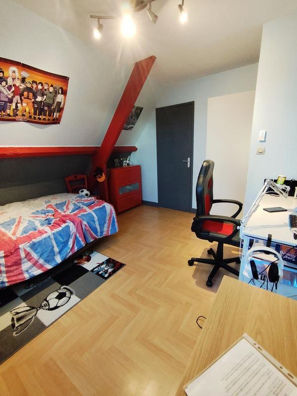 Maison - 111 m² - 5 pièces