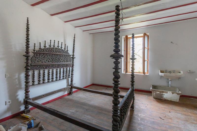 Maison - 140 m² - 8 pièces