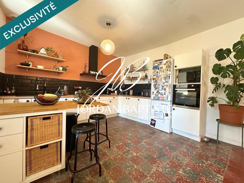 Maison de ville - 220 m² - 6 pièces