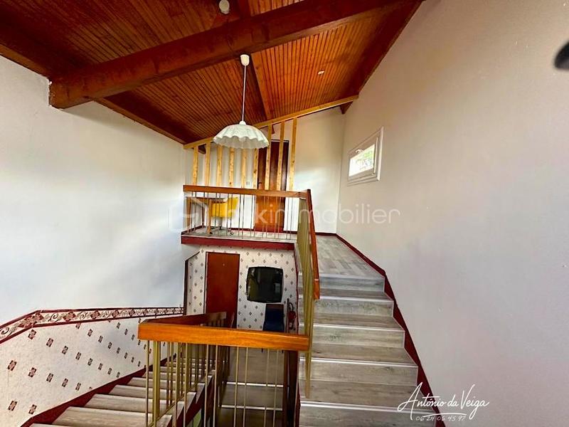 Immeuble - 359 m² - 25 pièces