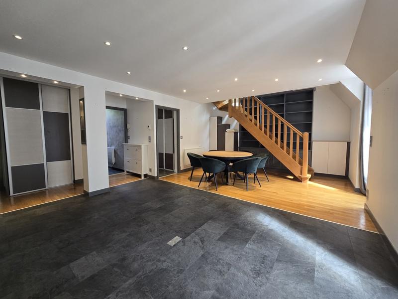 Duplex - 97 m² - 4 pièces