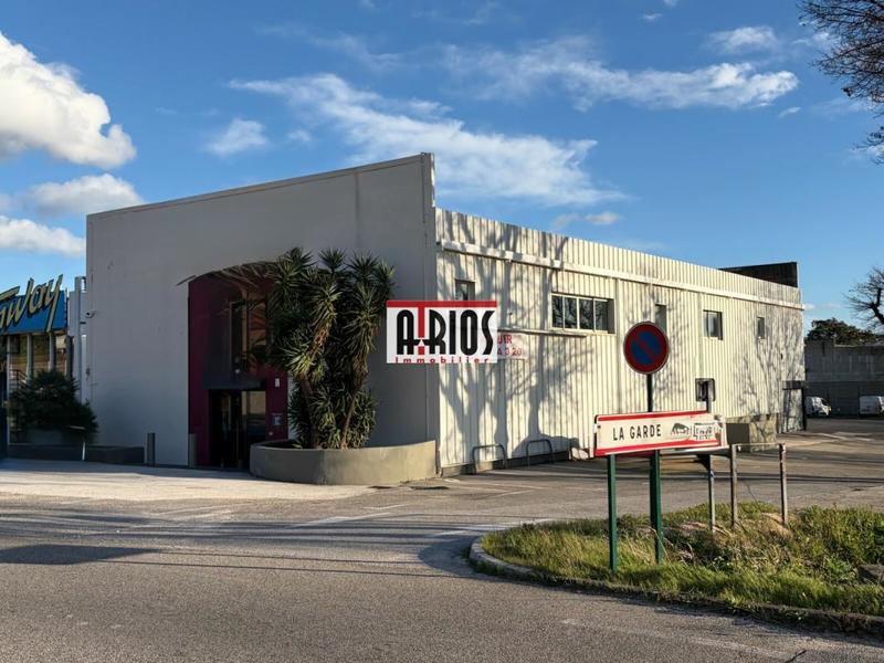 Local d'activité / Entrepôt - 550 m²