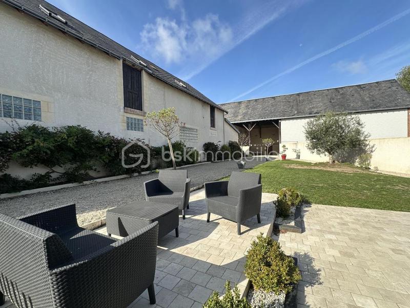 Maison - 201 m² - 6 pièces