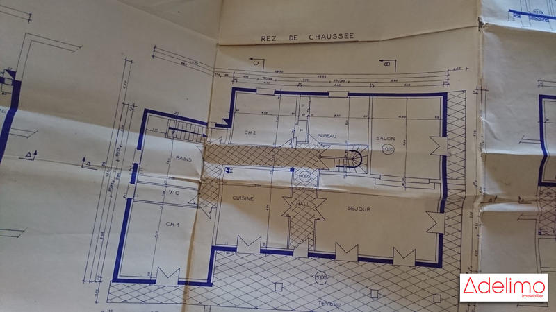 Villa - 266 m² - 8 pièces