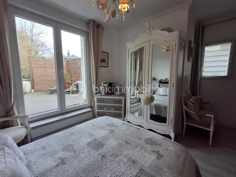 Maison - 92 m² - 5 pièces