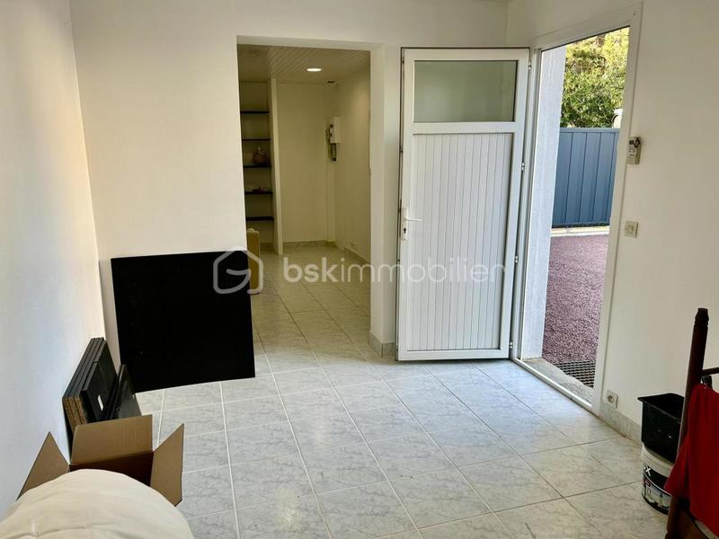 Maison - 205 m² - 8 pièces