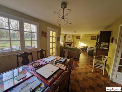 Maison ancienne - 244 m² - 9 pièces