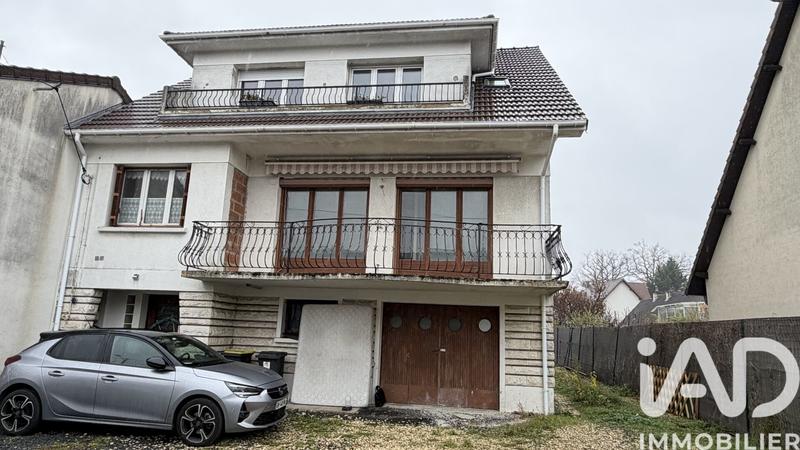 Maison - 170 m² - 11 pièces