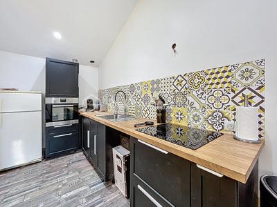 Maison - 215 m² - 8 pièces