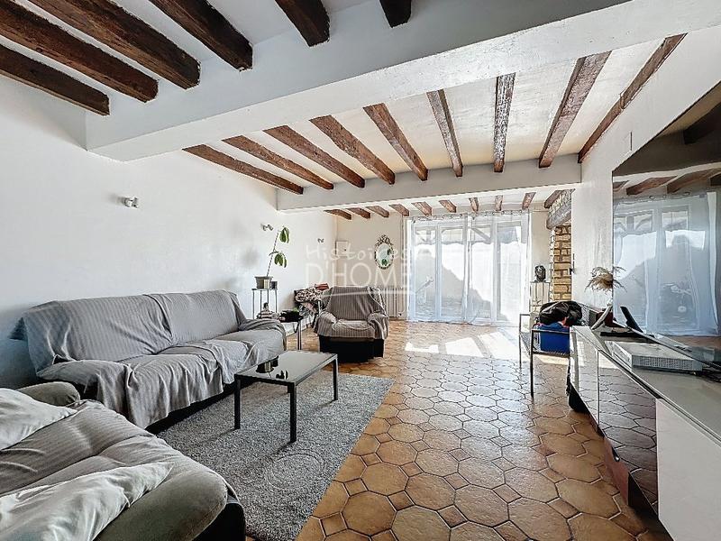 Propriété - 623 m² - 14 pièces