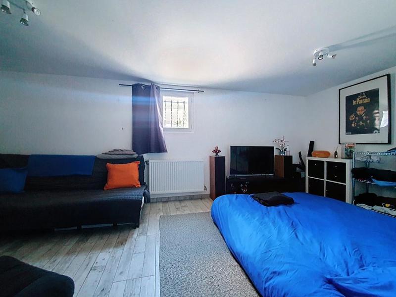 Maison - 236 m² - 6 pièces