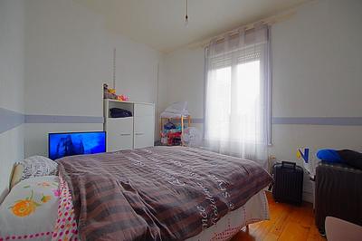 Immeuble - 84 m² - 3 pièces