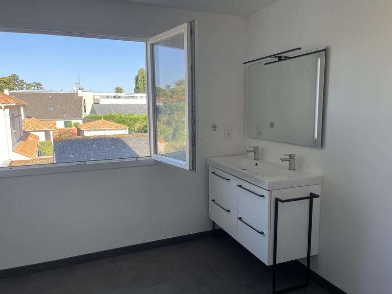 Appartement - 80 m² - 3 pièces