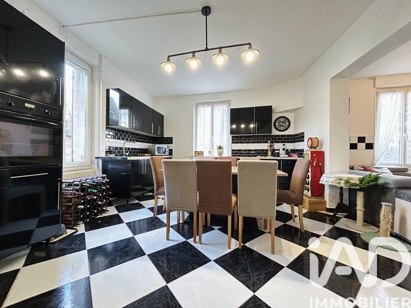 Maison - 85 m² - 4 pièces