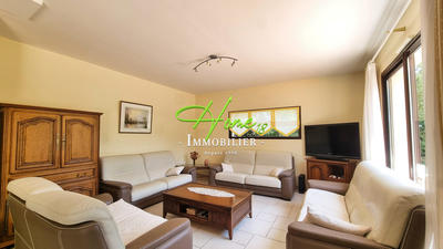 Maison - 151 m² - 6 pièces