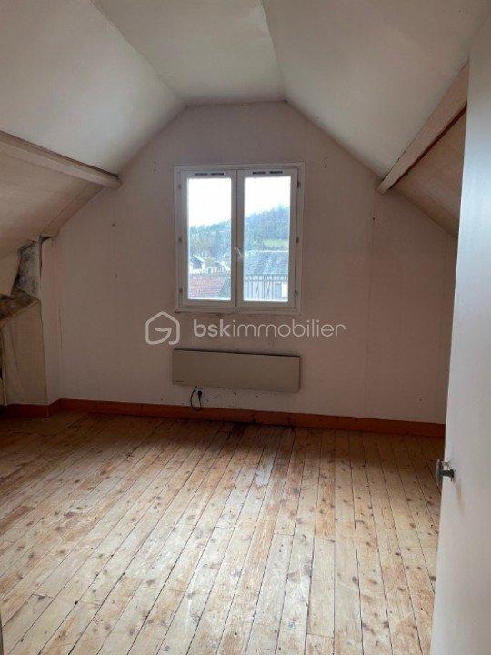 Maison ancienne - 120 m² - 9 pièces