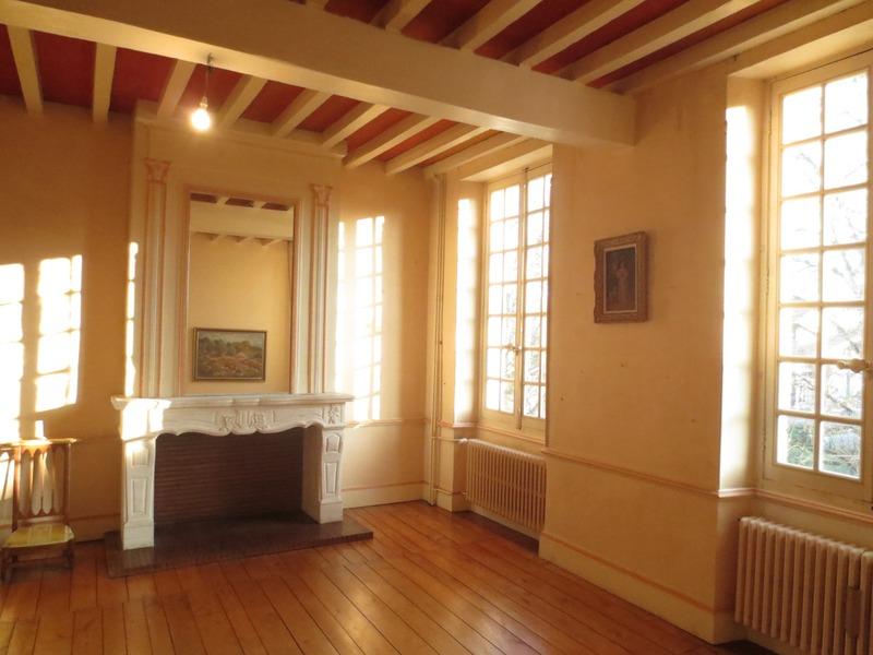 Maison - 290 m² - 10 pièces