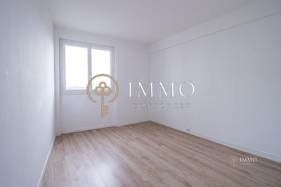 Appartement - 75 m² - 4 pièces