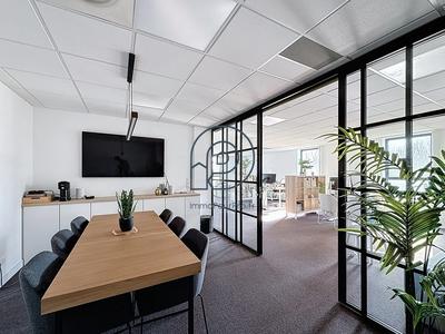 Bureau - 230 m²