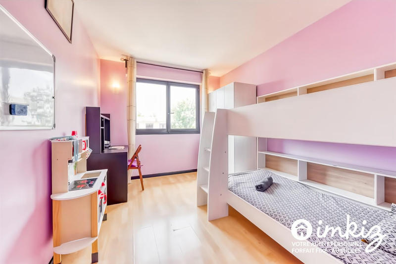 Appartement - 90 m² - 6 pièces