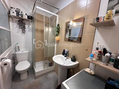 Immeuble - 137 m² - 6 pièces