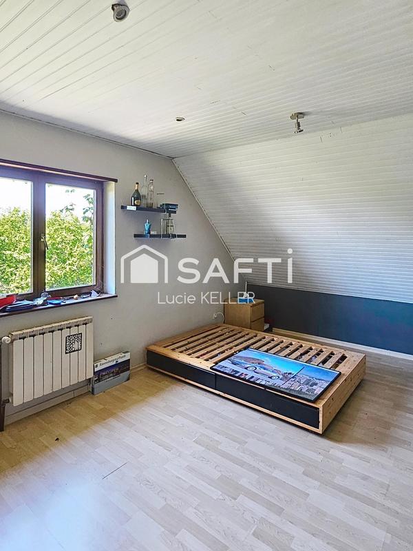 Maison - 230 m² - 7 pièces