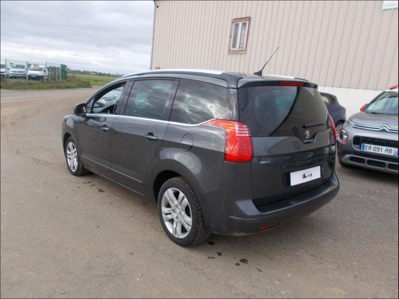 Peugeot 5008 2.0 B-Hdi 150 Cv Allure 5 Pl