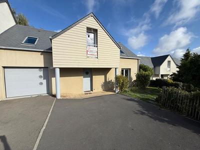 Maison - 88 m² - 4 pièces