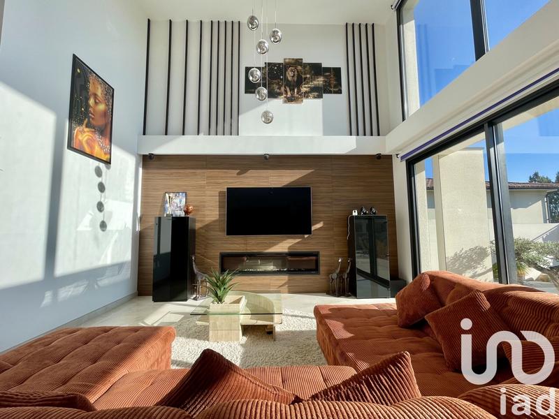 Maison de maîtres - 215 m² - 6 pièces