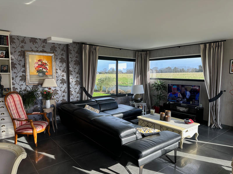 Maison - 200 m² - 6 pièces