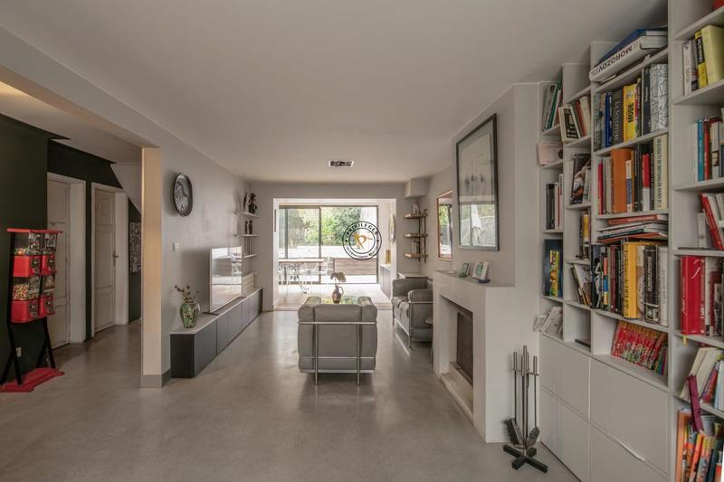 Maison - 140 m² - 5 pièces