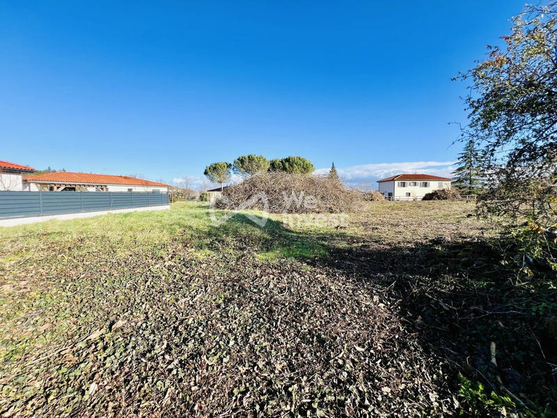 Terrain - 1 200 m²