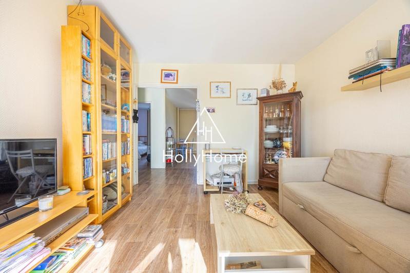 Appartement ancien - 62 m² - 3 pièces