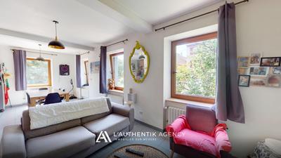 Maison - 95 m² - 5 pièces