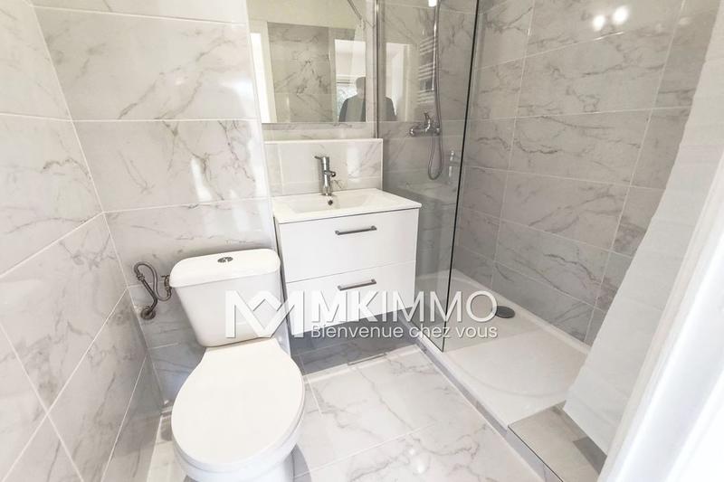 Studio - 30 m² - 1 pièce