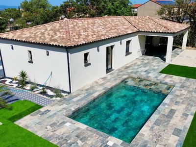 Villa - 130 m² - 5 pièces