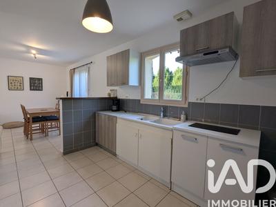 Maison - 88 m² - 4 pièces