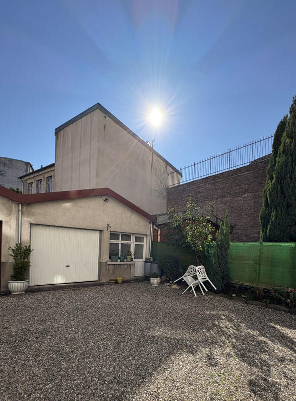 Appartement - 100 m² - 3 pièces