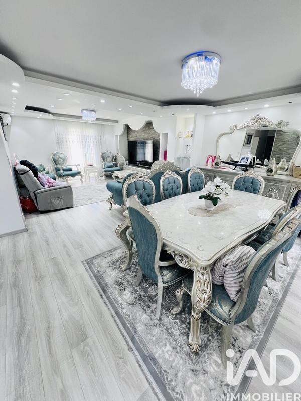 Maison - 175 m² - 8 pièces