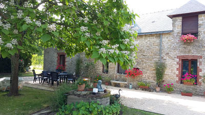 Maison - 224 m² - 9 pièces