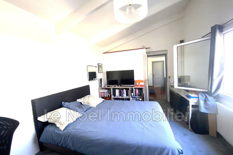 Maison - 200 m² - 1 pièce