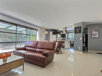 Maison - 116 m² - 5 pièces