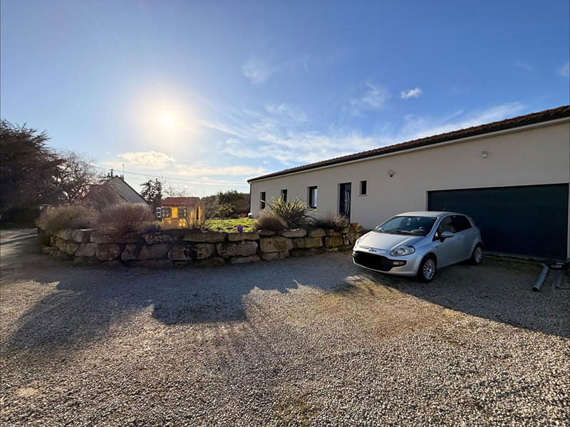 Maison - 152 m² - 6 pièces