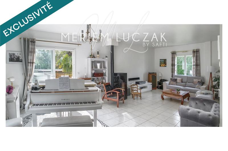 Maison - 199 m² - 7 pièces