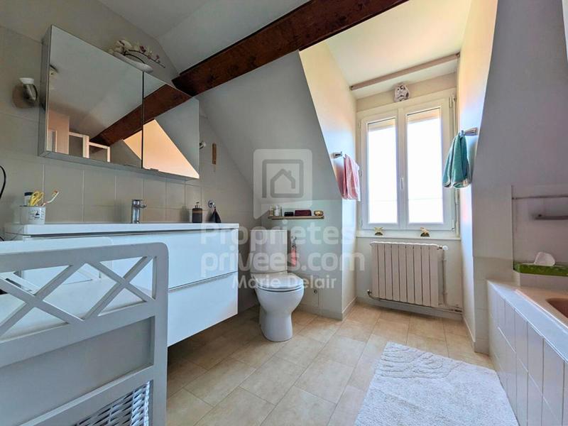 Maison - 98 m² - 3 pièces