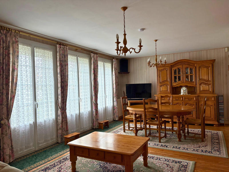 Maison - 111 m² - 5 pièces