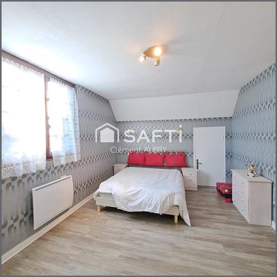 Maison - 195 m² - 9 pièces