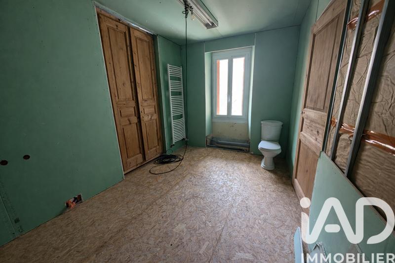 Maison - 97 m² - 5 pièces